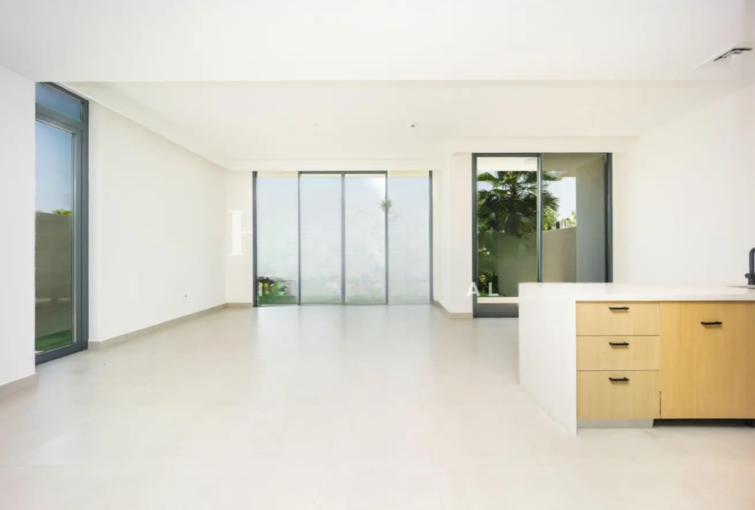 Golf Grove 3 bedroom villa for sale Dubai Hills Estate dining room