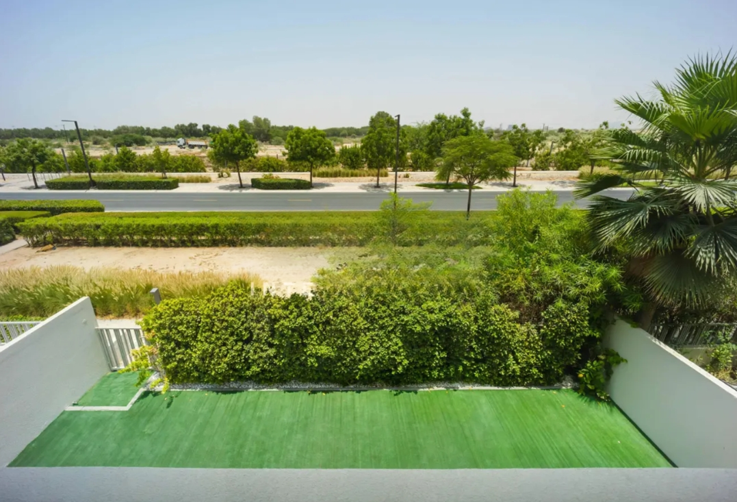 Golf Grove 3 bedroom villa for sale Dubai Hills Estate garden