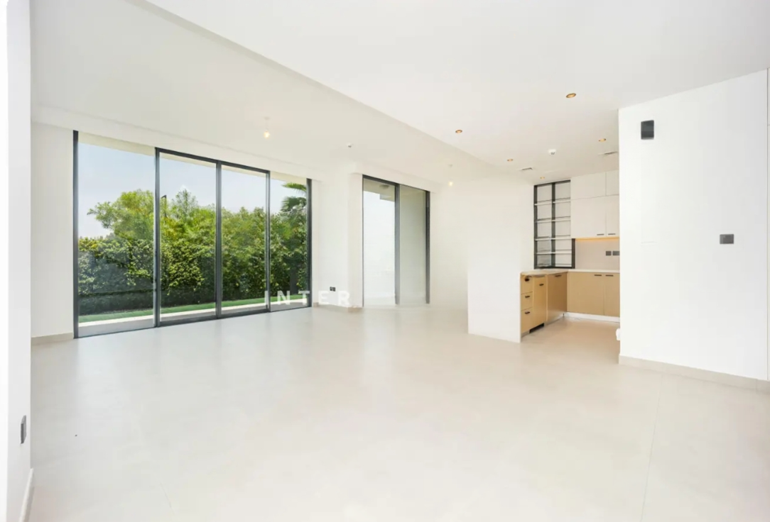 Golf Grove 3 bedroom villa for sale Dubai Hills Estate living area