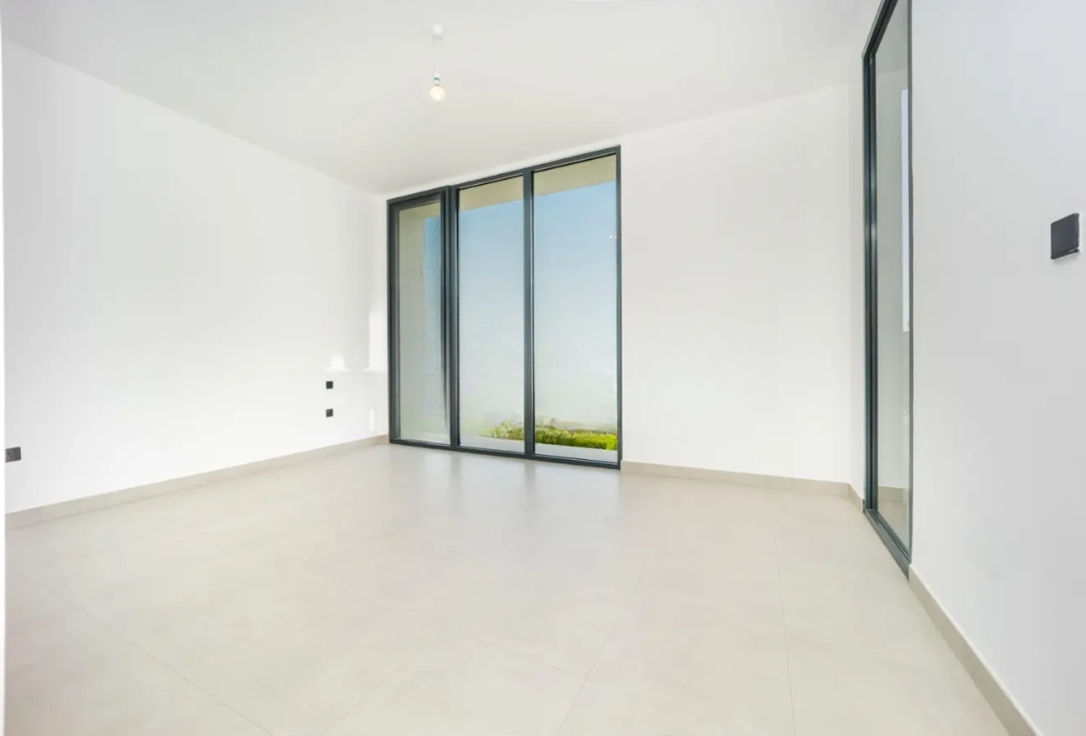 Golf Grove 3 bedroom villa for sale Dubai Hills Estate living room