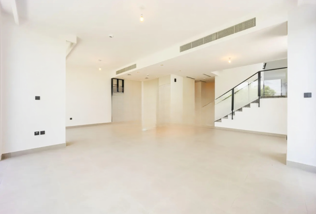 Golf Grove 3 bedroom villa for sale Dubai Hills Estate stairs
