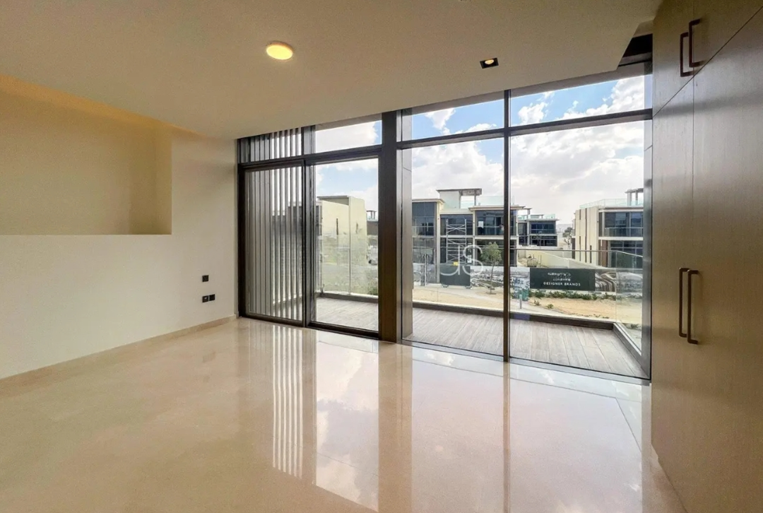 Golf Place II 4 bedroom villa for sale finishing