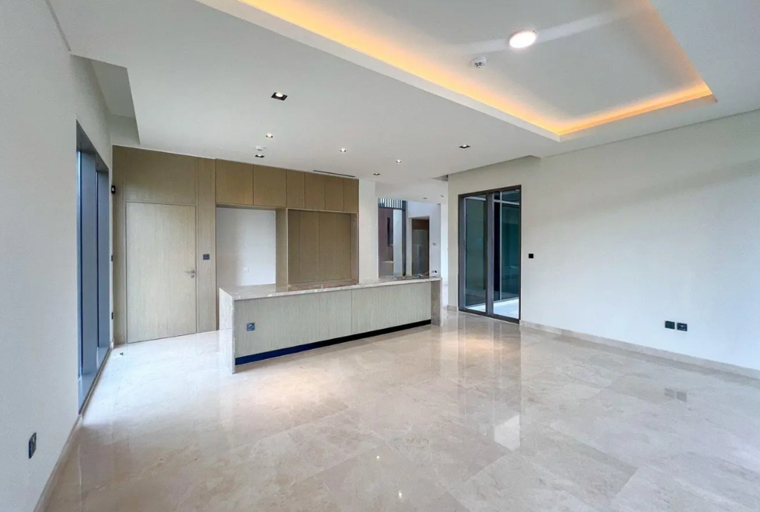 Golf Place II 4 bedroom villa for sale kitchen