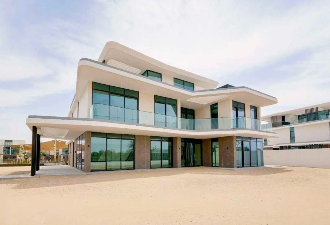 Lamborghini villas mansions Majestic Vistas DHE facade