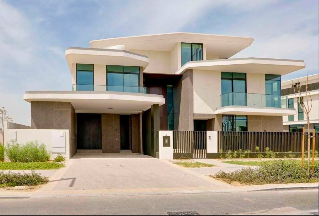 Lamborghini villas mansions Majestic Vistas DHE front side