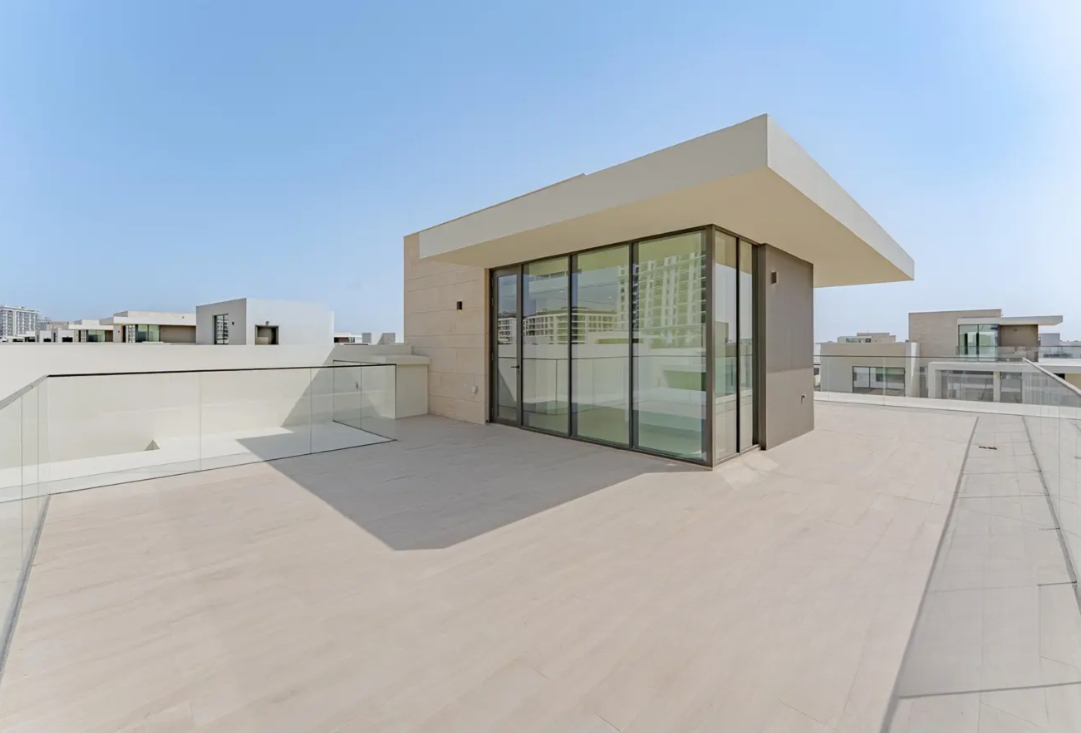 Address Hillcrest 5 bedroom resalerooftop terrace