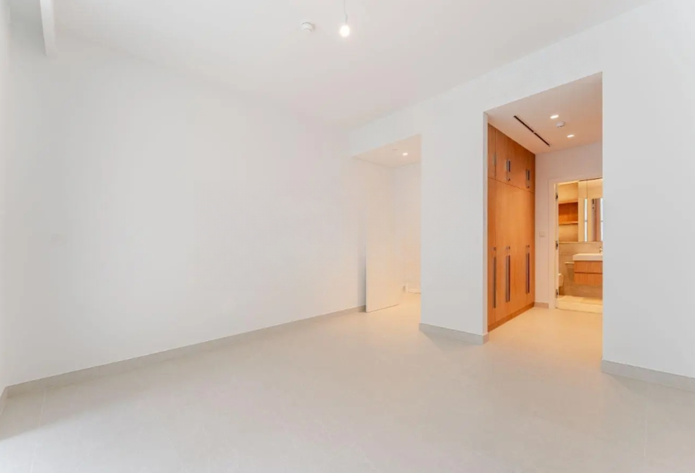 Ellington House Dubai Hills Estate 2Br resale walk-in closet