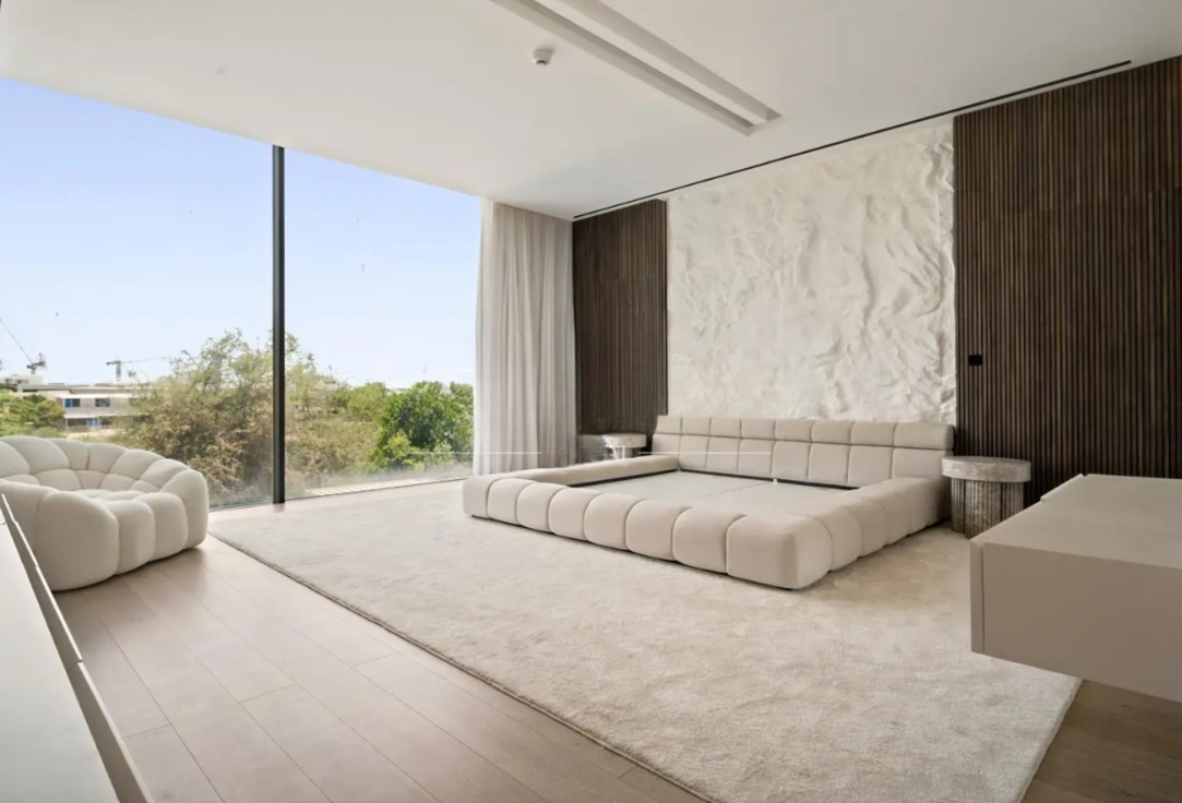 Emerald Hills custom villas Emaar Dubai Hills Estate 6Br inside