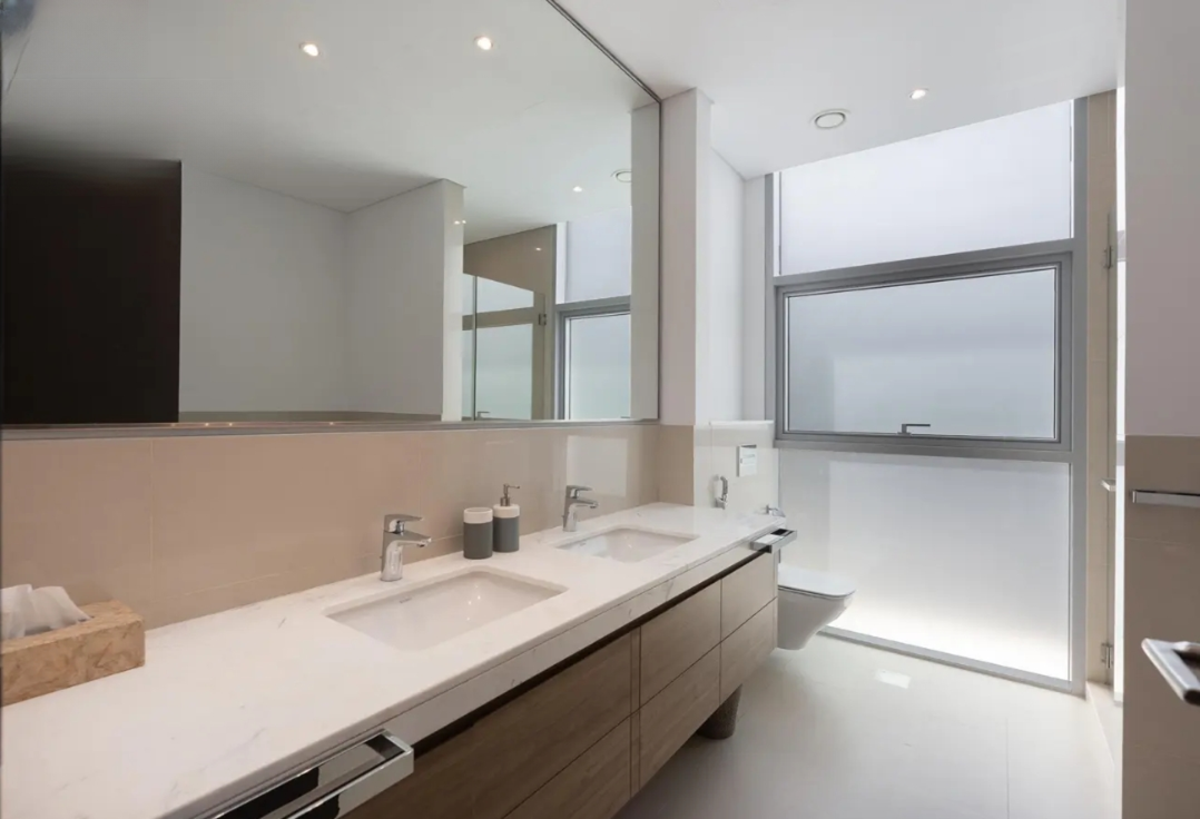 Fairway Vistas 7BR villa for sale Dubai Hills powder room