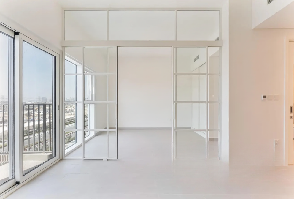 GolfVille DHE Emaar 1BR bedroom