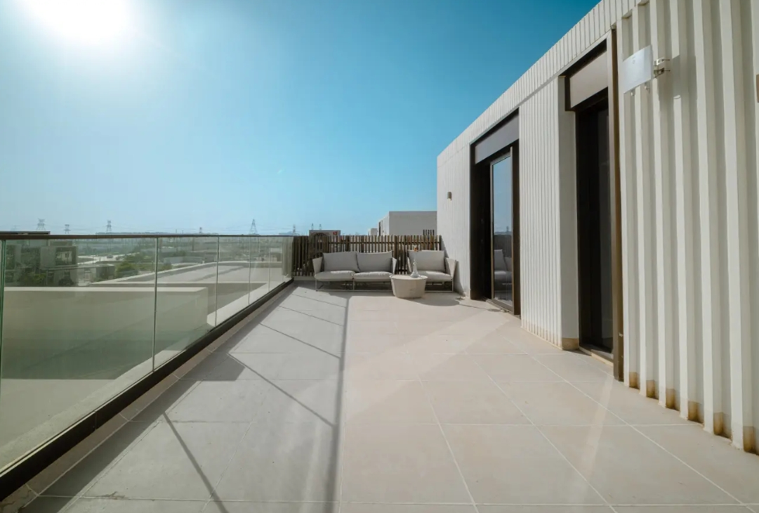 Palm Hills 5 BR villa resale park viewterrace