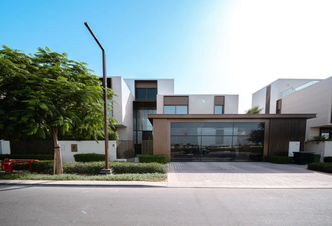 Palm Hills 5 BR villa for sale facade