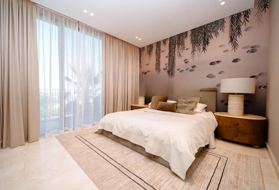 Palm Hills 5 BR villa for sale bedroom