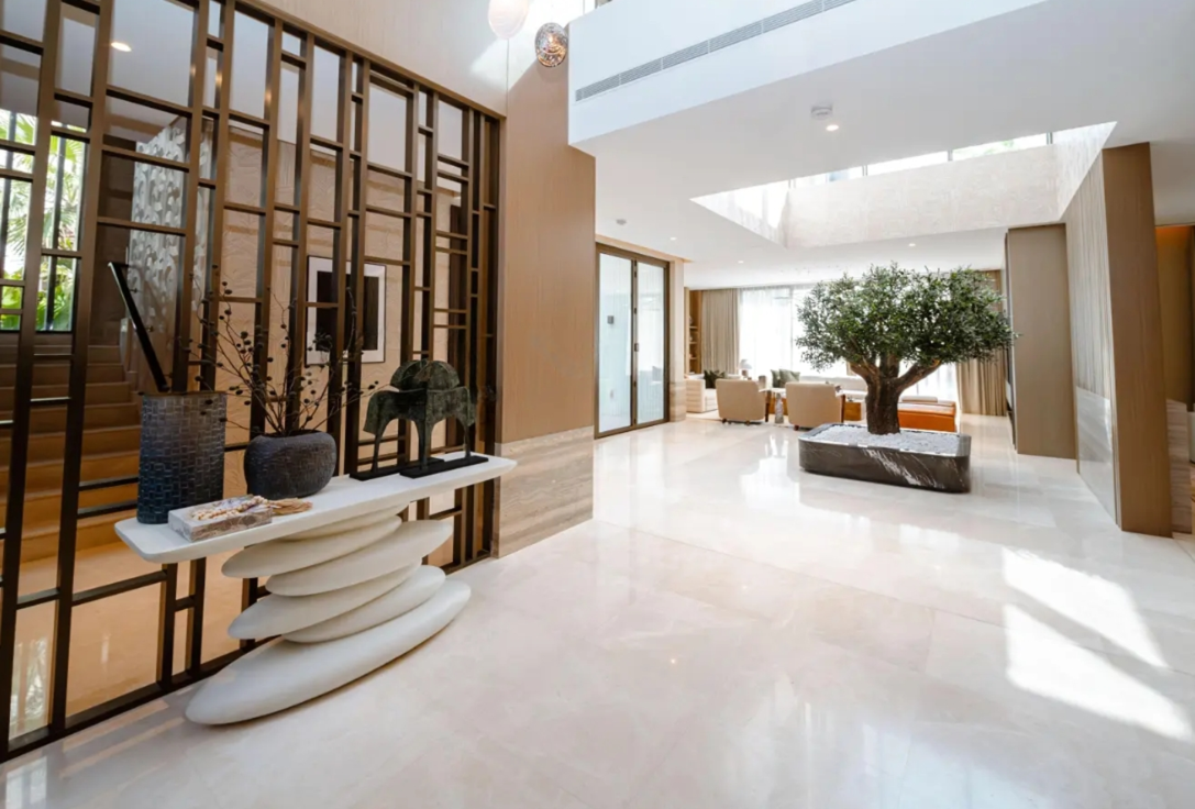 Palm Hills 5 BR villa for sale entry