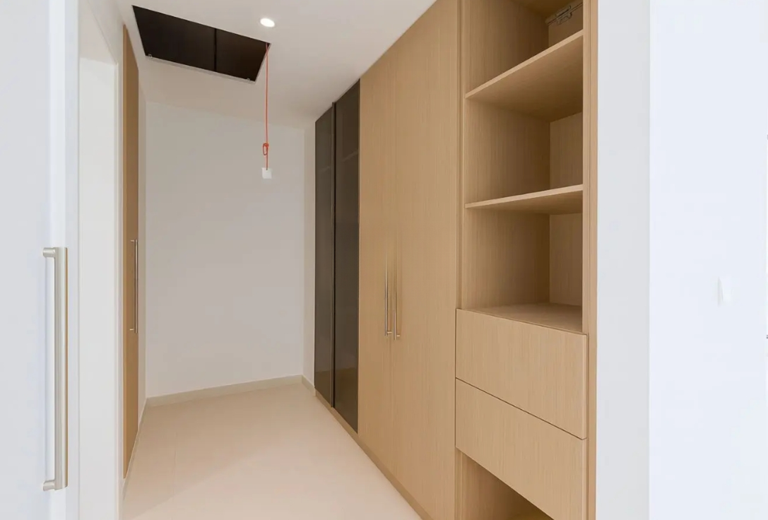Park Gate 4BR villa resale brand new bedroom