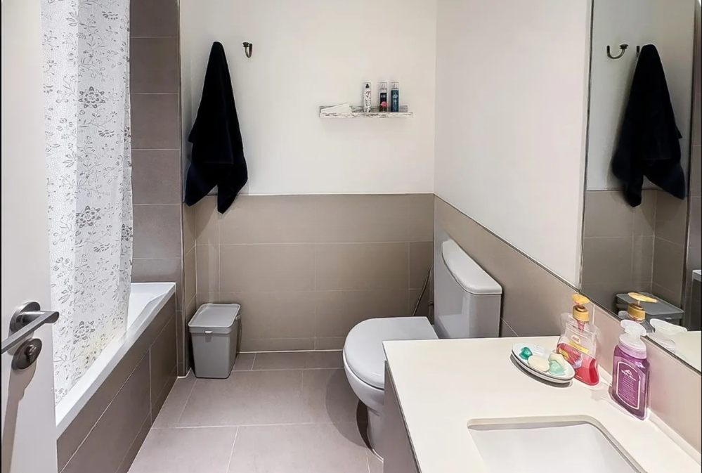 Park Heights Tower 2 bedroom apartment resale Dubai Hills Estate bathroom