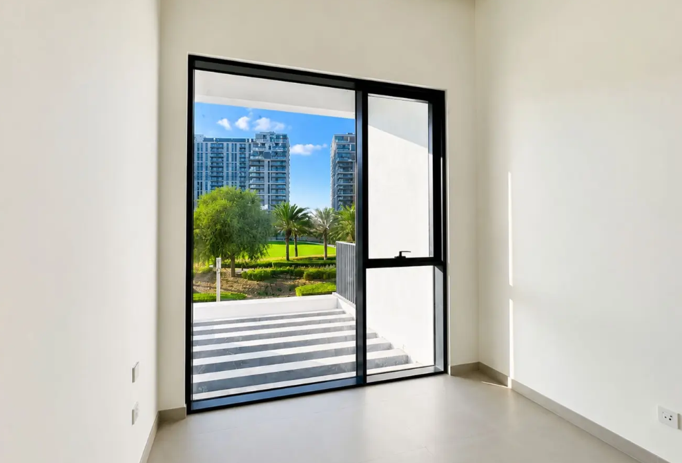 Park Horizon garden duplex 2BR for sale garden home