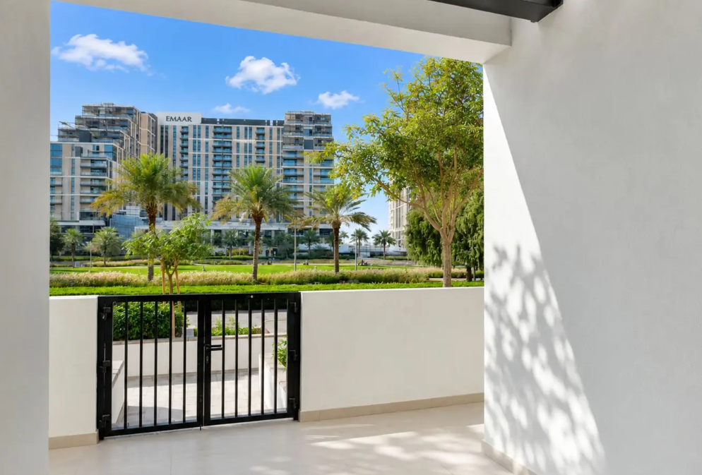 Park Horizon garden duplex 2BR for sale terrace
