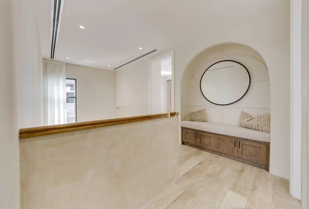 Sidra 1 5BR villa upgraded for sale private pool lounge