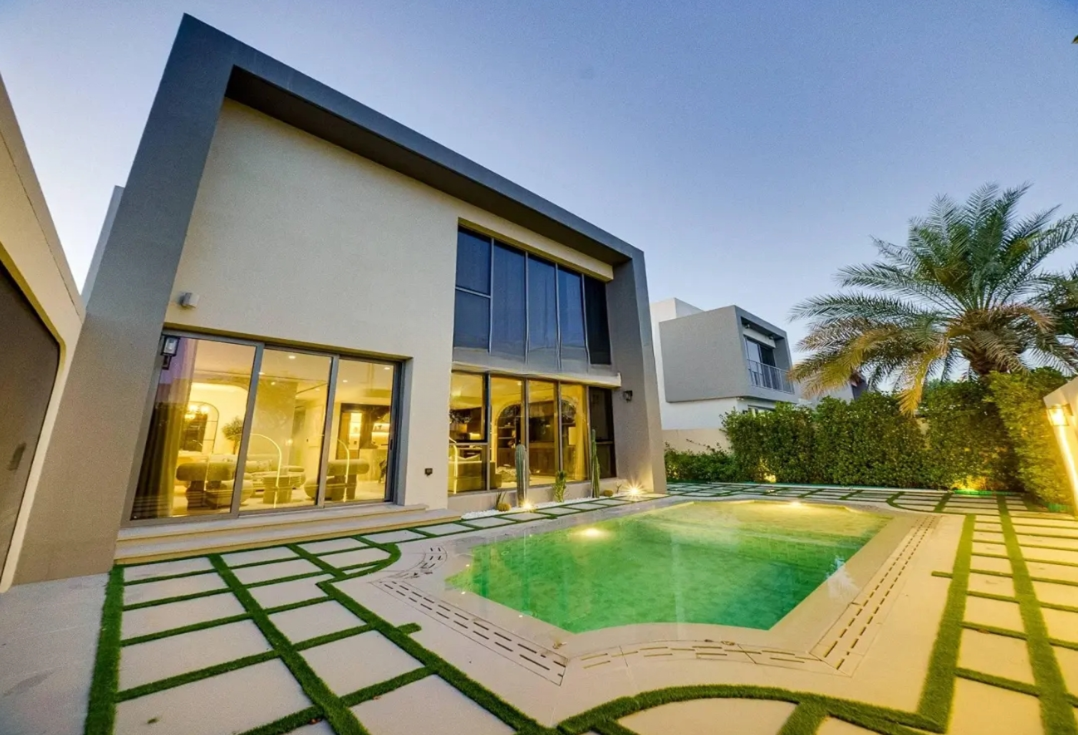 Sidra 1 5BR villa upgraded for sale private pool