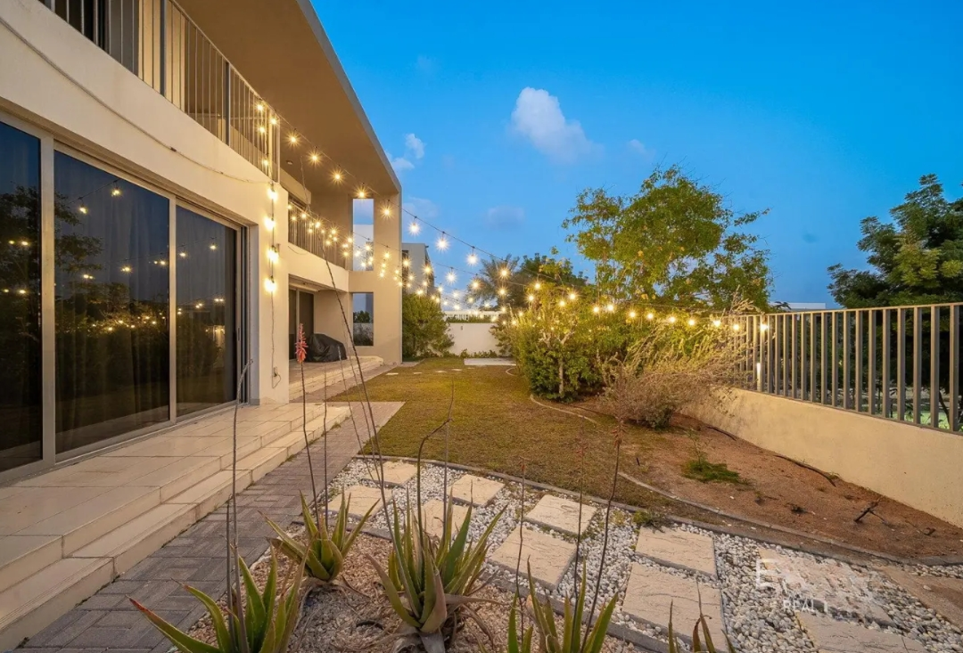 Dubai Hills Estate resale elevated plot exterior