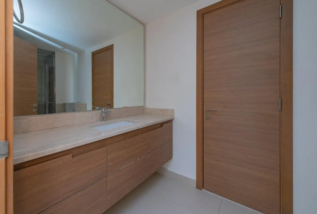 Dubai Hills Estate resale elevated plot bathroom
