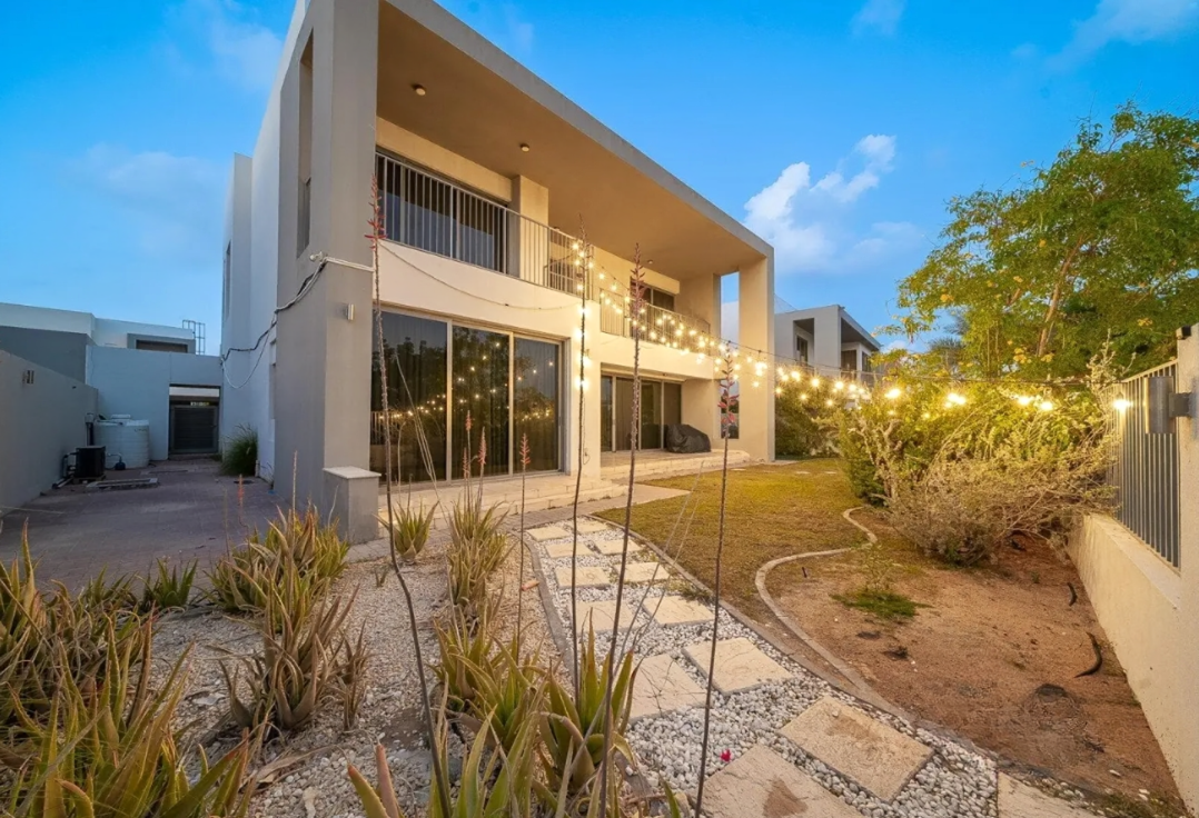 Dubai Hills Estate resale elevated plot outdoor