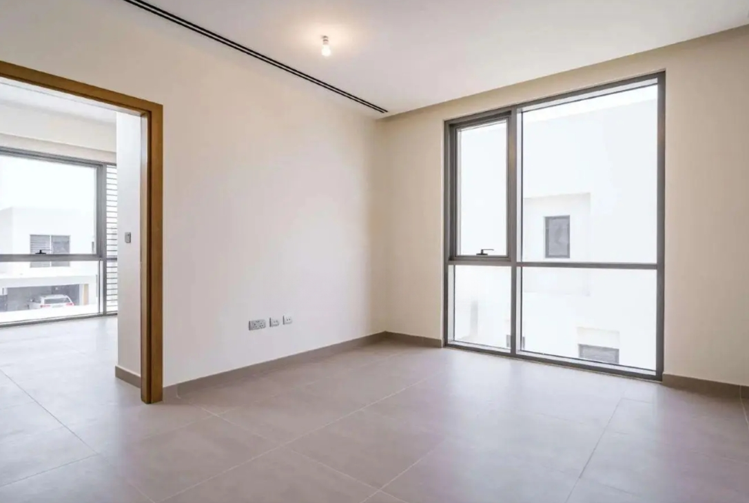 Sidra 3 extended dining Vastu compliant 4BR resale bedrooms