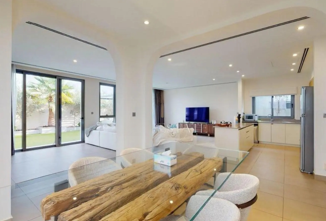Sidra 3 extended dining Vastu compliant 4BR resale kitchen