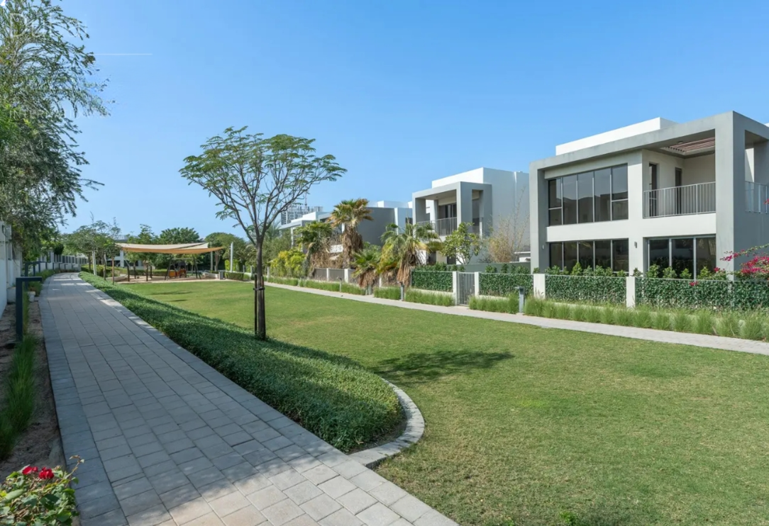 Sidra 4 bedroom corner plot villa resale Dubai Hills Estate community