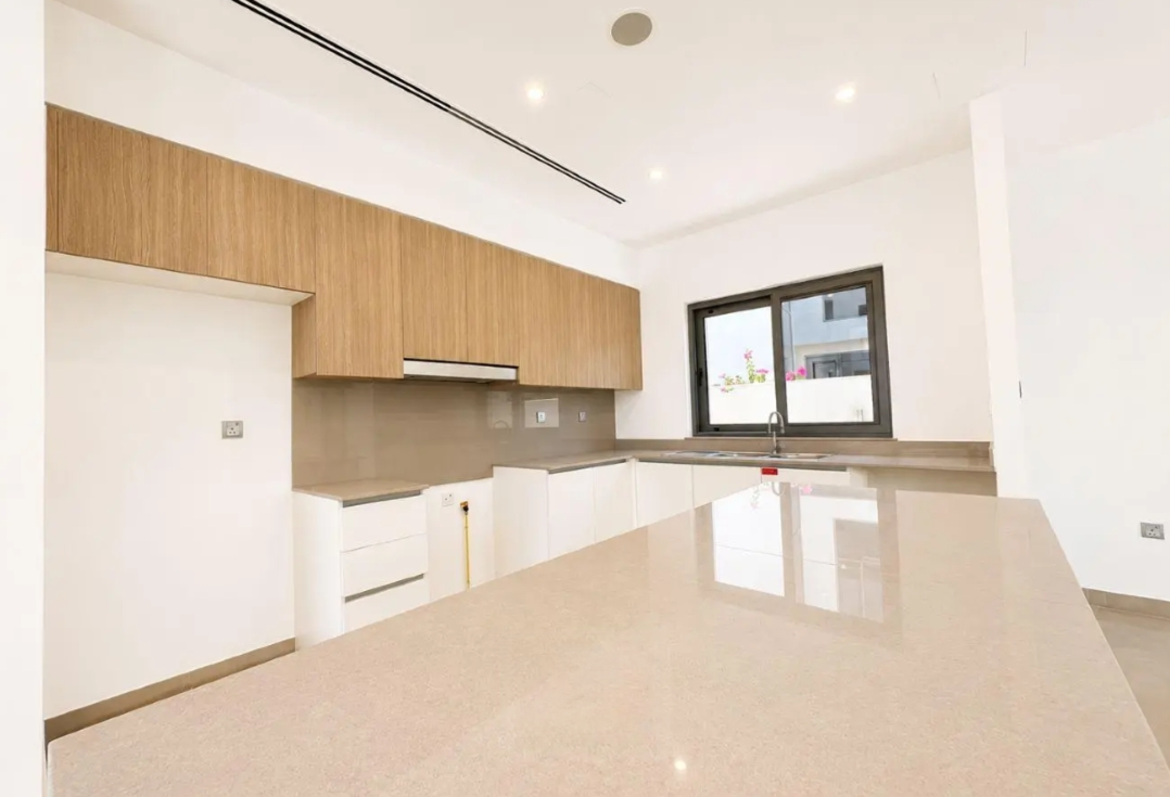 Sidra 4 bedroom villa Dubai Hills resale living area