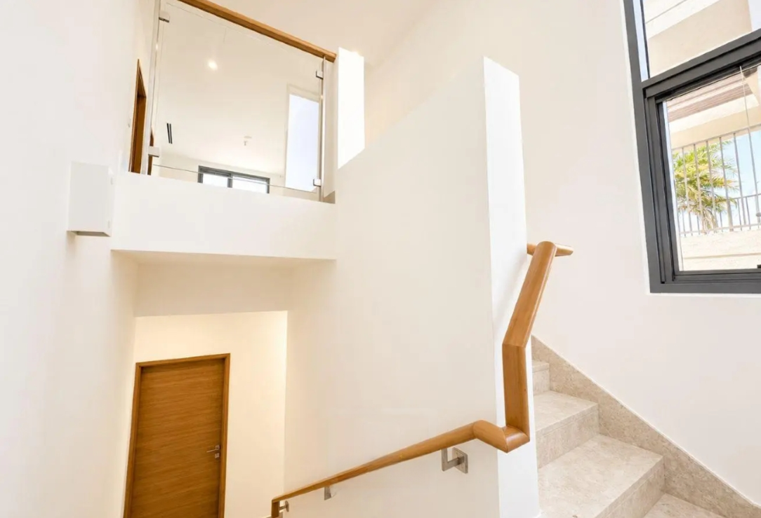 Sidra 4 bedroom villa Dubai Hills resale staircase