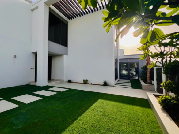 Sidra villa E5 type 5BR resale garden