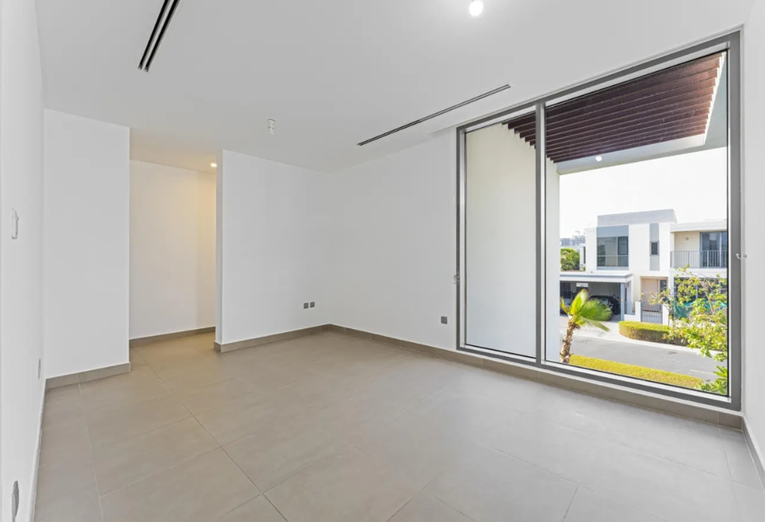 Sidra villa E5 type 5BR resale unfurnished