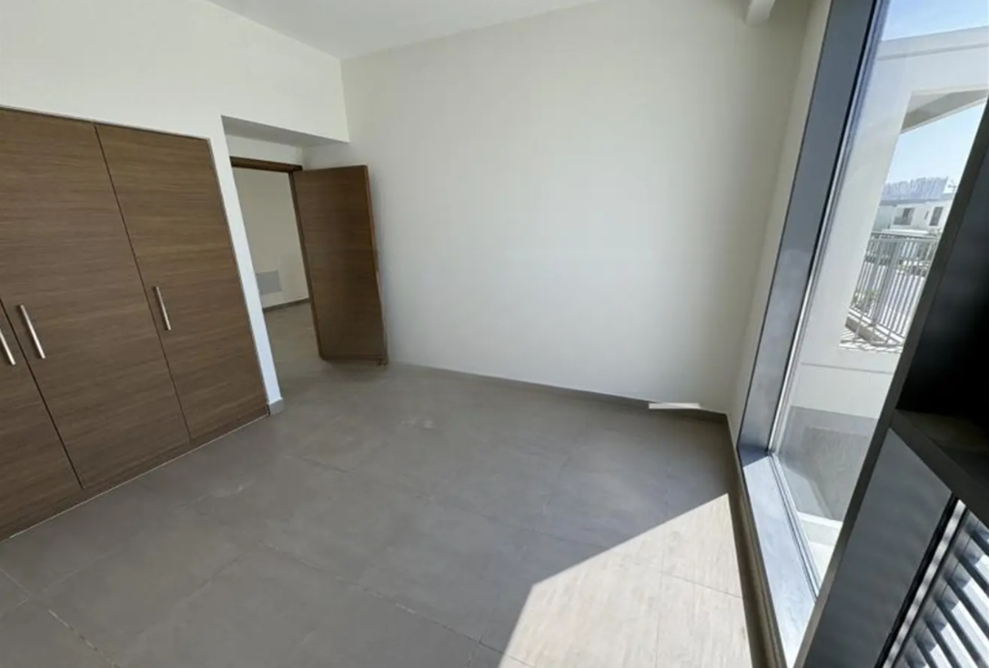 Sidra villa 4Br resale motivated seller bedroom