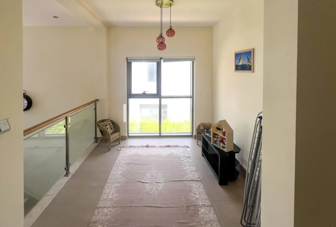 Sidra villas 3 bedroom plus maid's room resale interior