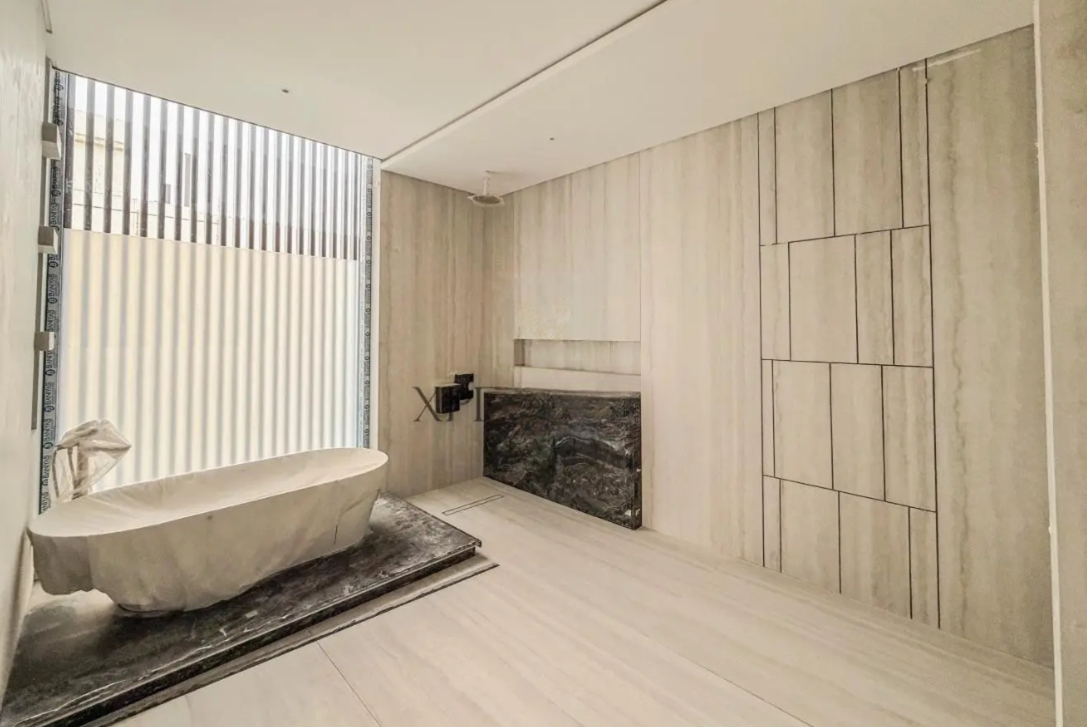 The Parkway 6Br villa for sale vacant Dubai Hills Estate bathroo
