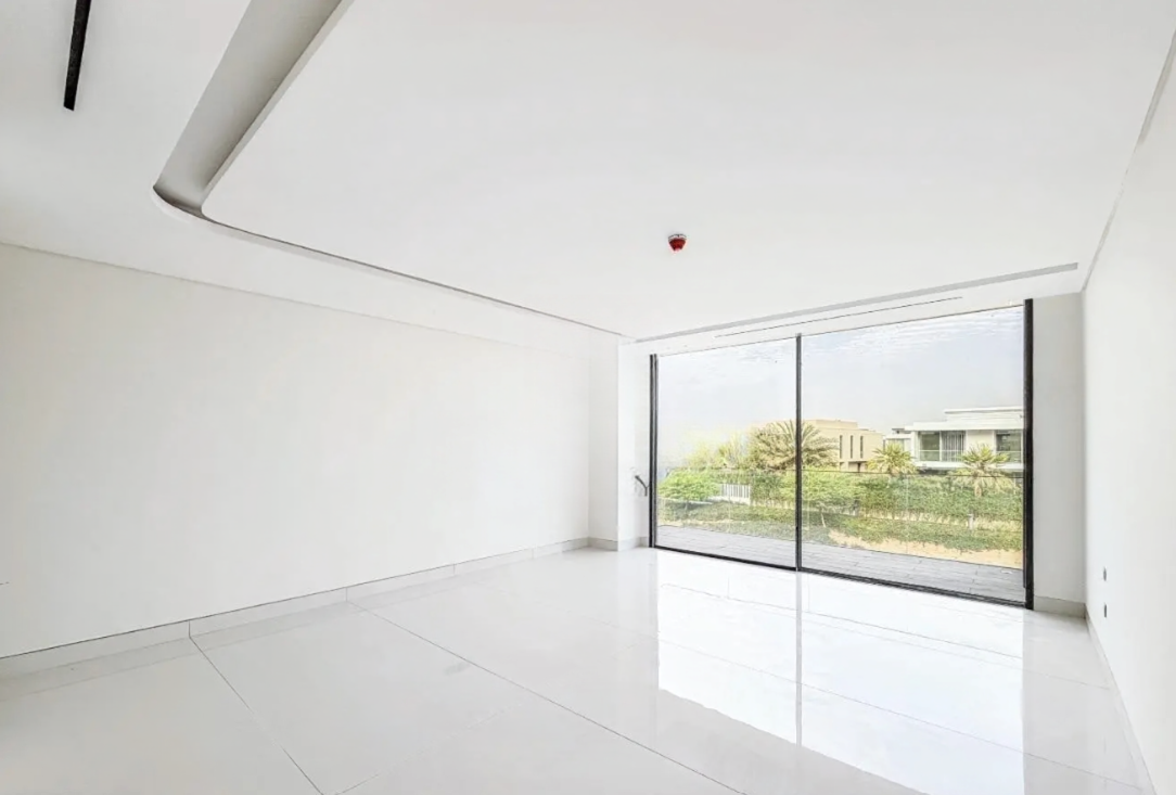 The Parkway 6Br villa for sale vacant Dubai Hills Estate bedrooms