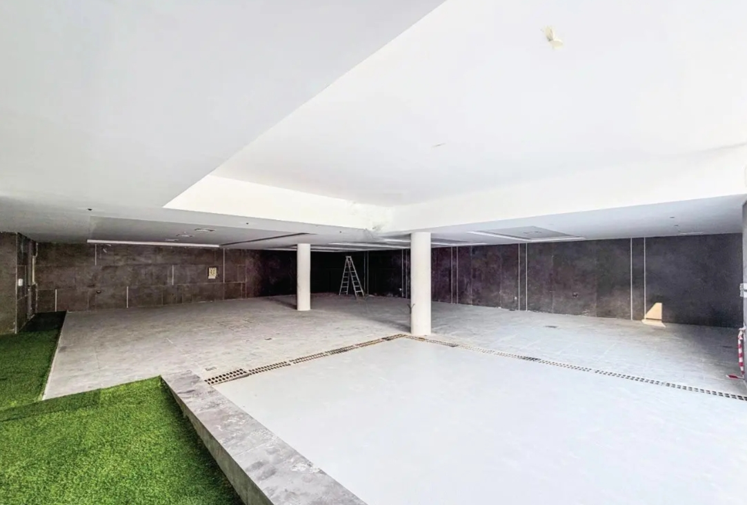 The Parkway 6Br villa for sale vacant Dubai Hills Estate parking