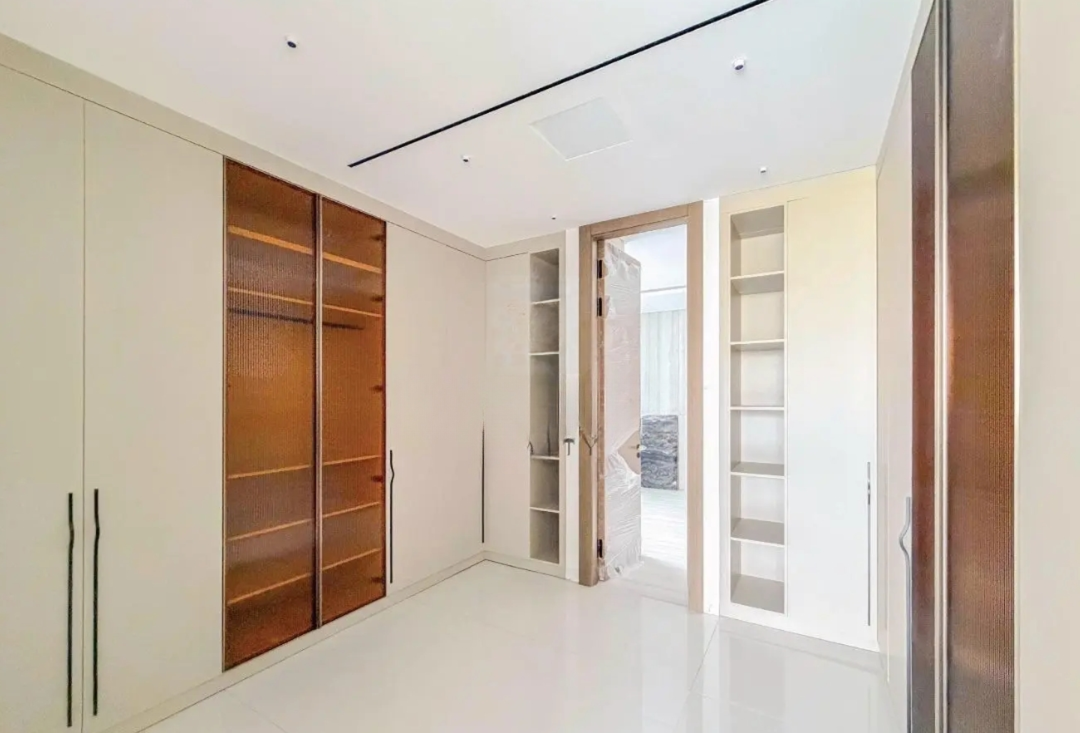 The Parkway 6Br villa for sale vacant Dubai Hills Estate