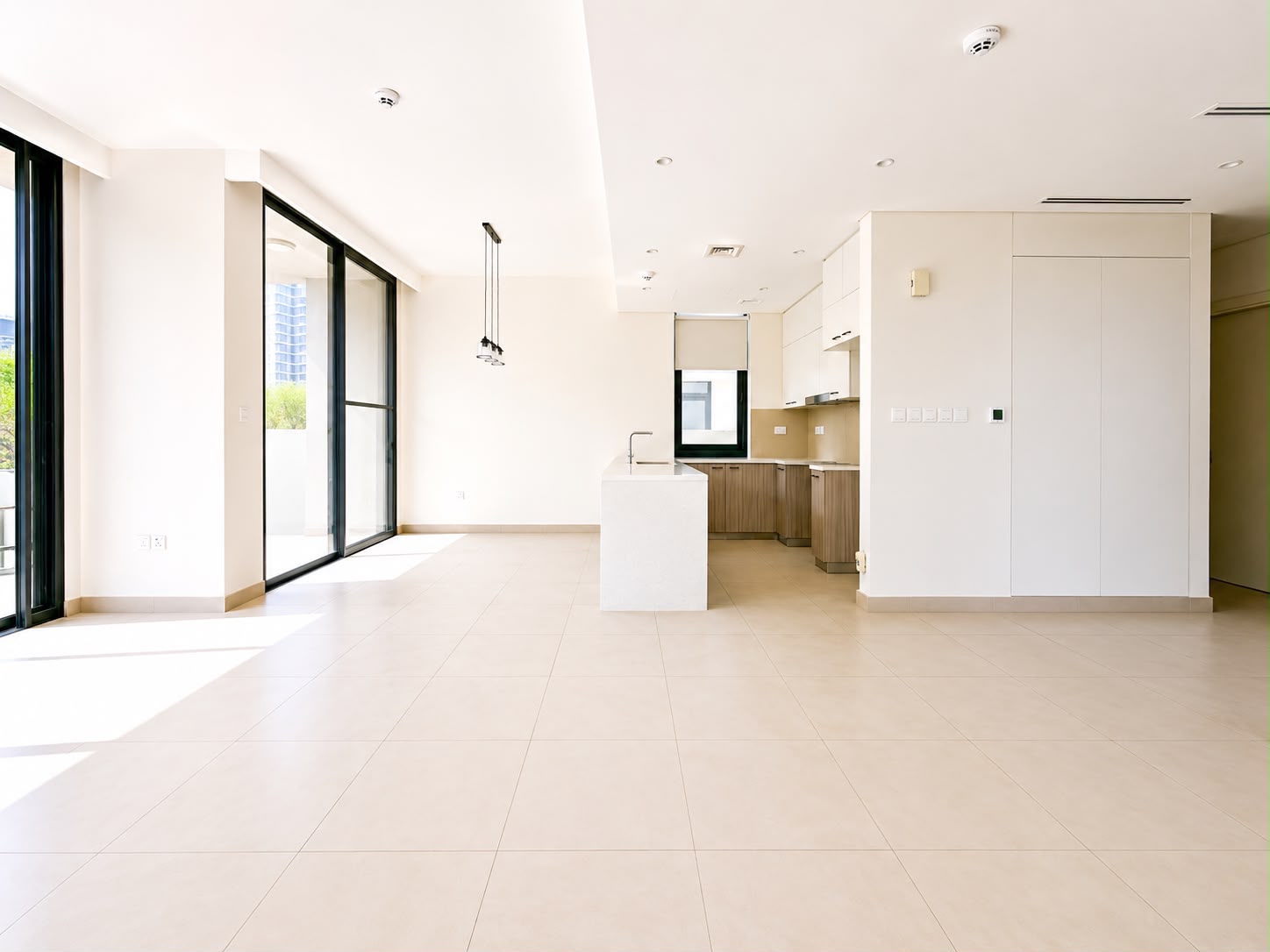 Club villas 3Br villa for rent corner plot inside