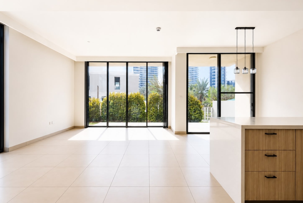 Club villas 3Br villa for rent corner plot living room