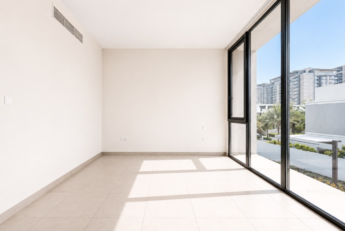Club villas 3Br villa for rent corner plot walk-around