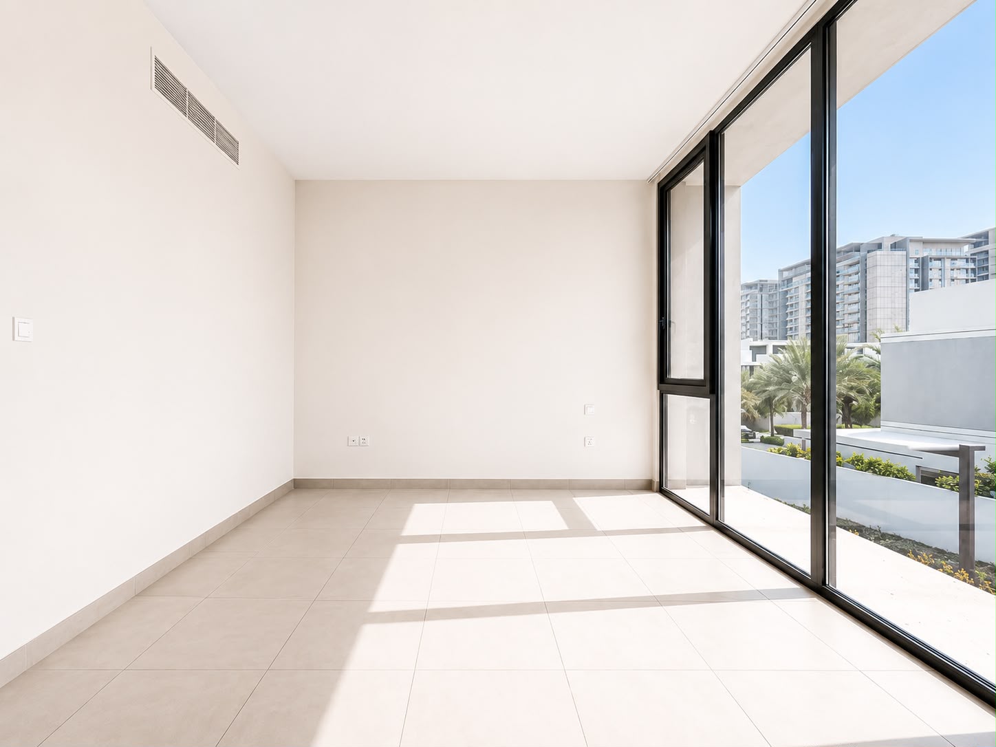 Club villas 3Br villa for rent corner plot walk-around