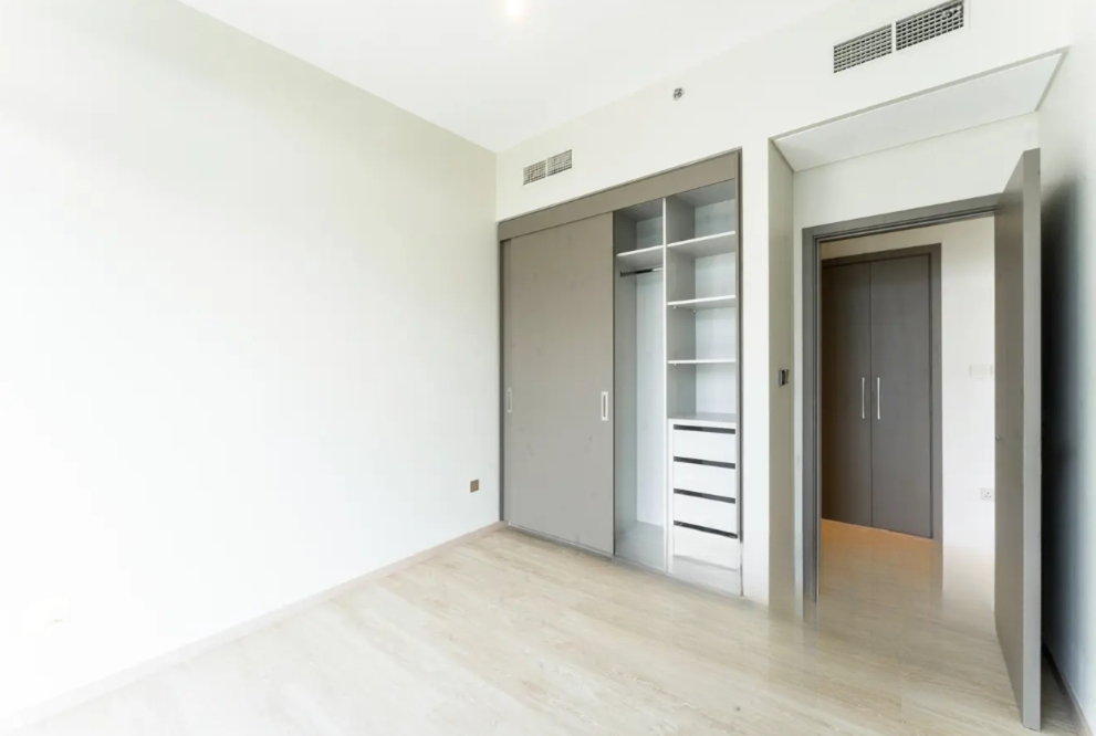 Golf Suites 3 BR resale Dubai Hills Estate closet