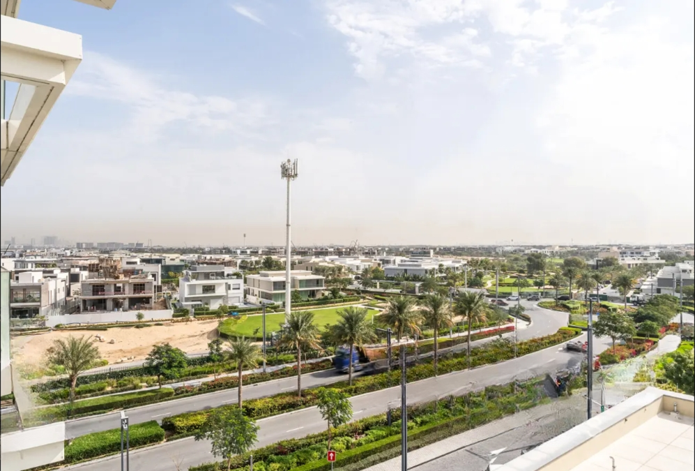 Golf Suites 3 BR resale Dubai Hills Estate villas view