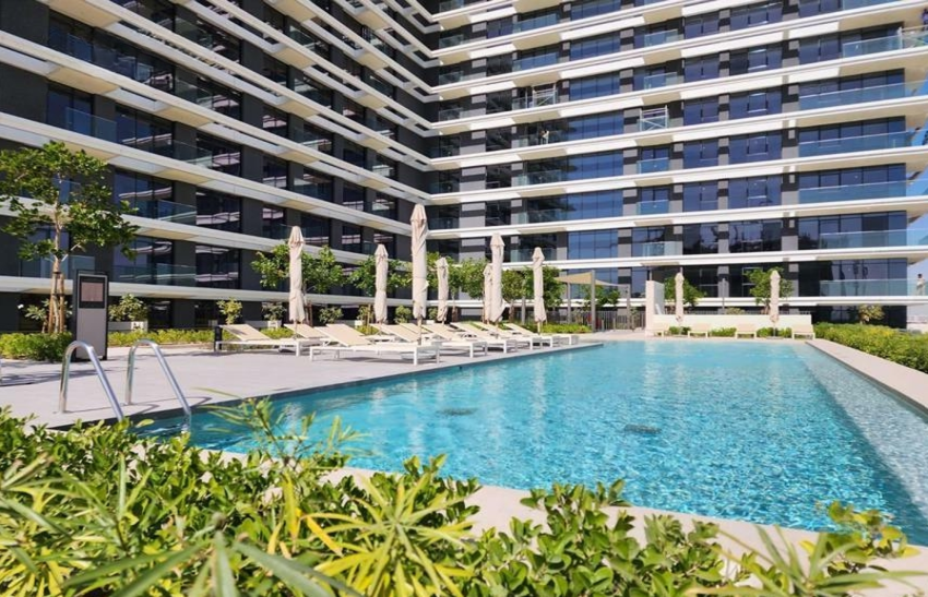 Golf Suites 3 BR resale Dubai Hills Estate swiiing pool