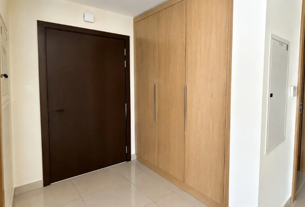 Mulberry apartment resale 3Br Dubai Hills vacant closet