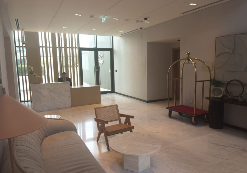 Park Ridge podium towhouse duplex resale Dubai Hills living-room