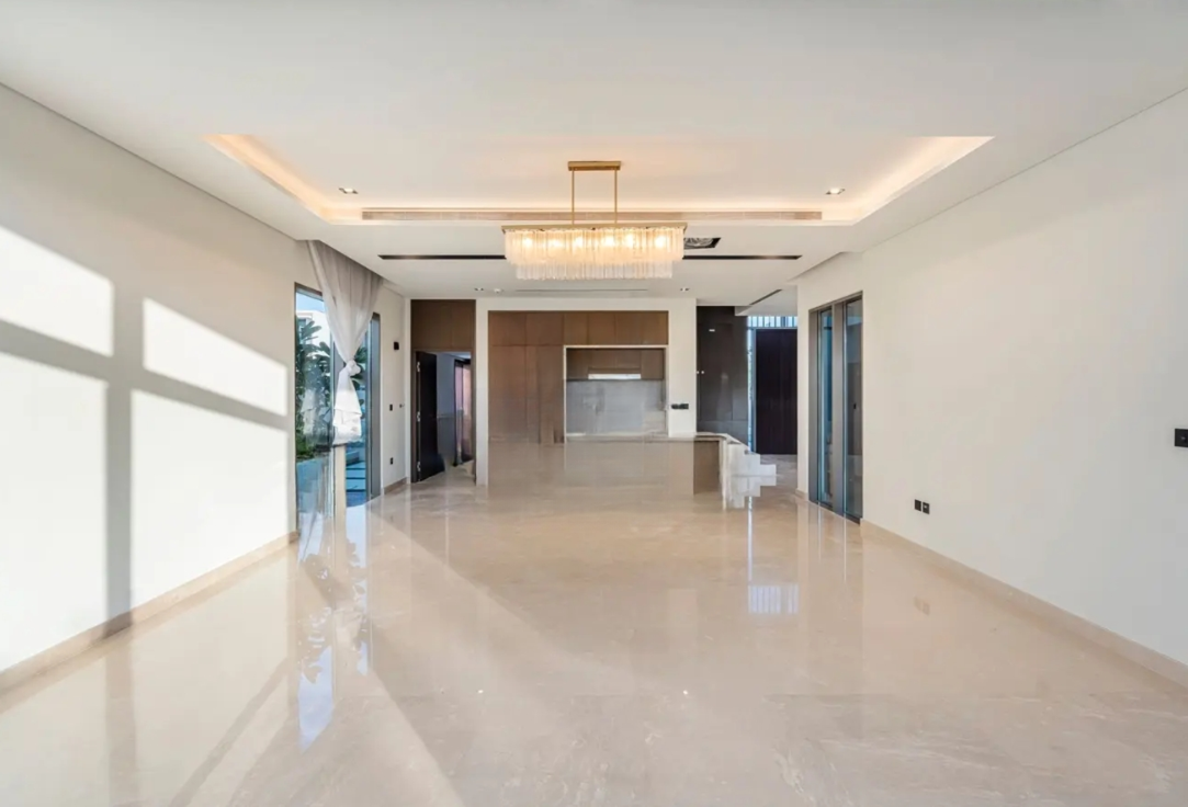 Golf place villas-resale 4 BR finishing